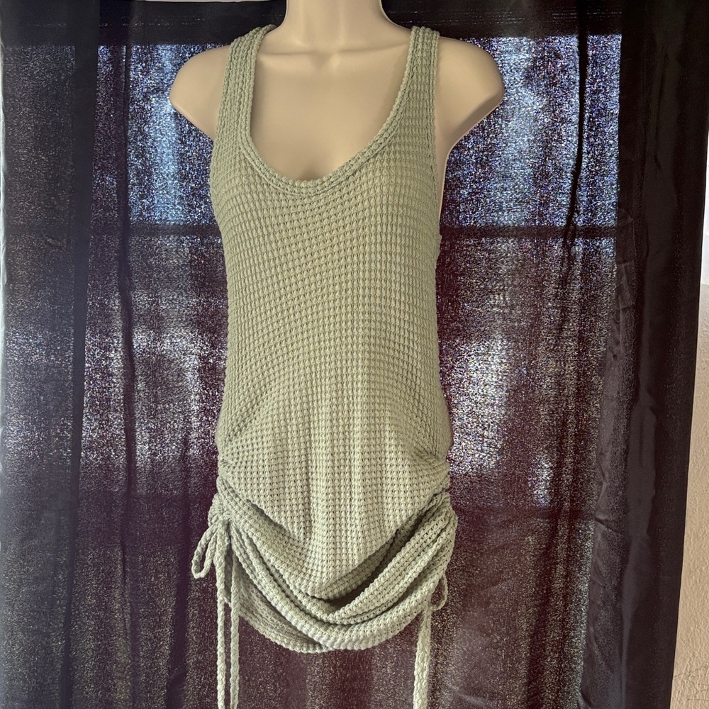 Elegant Backless Knit Dress in Sage Green